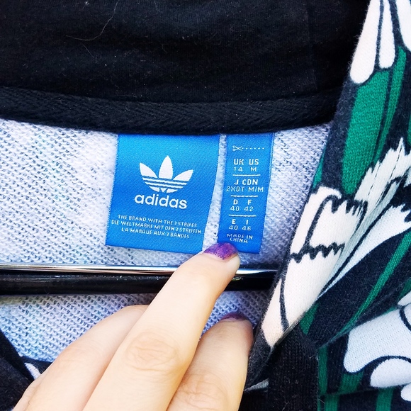 Adidas~Cropped Floral Hoodie~Black & White~Size M - Picture 5 of 5